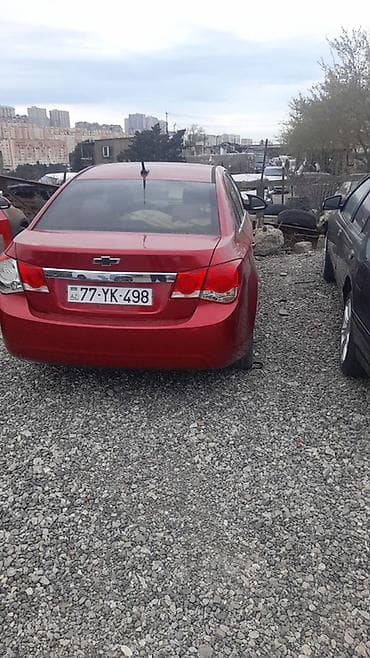 Lizingdedir (10 ay 396 azn) Chevrolet Cruze sedan – qırmızı rəng, 4
