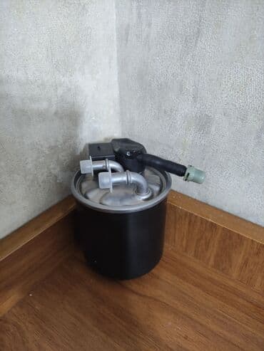 Original Mercedes-Benz yanacaq filteri daççik ilə birlikdə