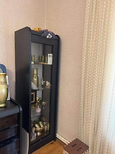 dekor ref: Qonaq otağı üçün vitrin mebel dəsti - Rəng: qara, dekorativ kvadrat — 2