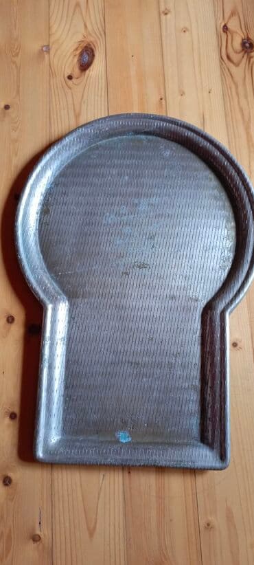 samovar qedimi: Qədim podnos,samovar altı,1957-ci il.Tula.yaxşı — 1