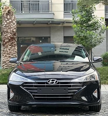 mersedes s klass: Hyundai Elantra sedan – qara rəng, zərif və dinamik dizayn. Texniki — 6