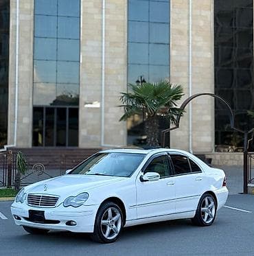 şam disk 17: Mercedes-Benz C 240: 2.6 l | 2002 il Sedan — 2