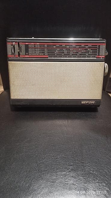 radio usb bluetooth: VEF 214 portativ radiomüəyyinə - Model: VEF 214 (ön paneldə — 5