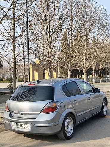 hyundai 2011 ix35: Opel Astra: 1.3 l | 2008 il 23600 km Hetçbek — 10