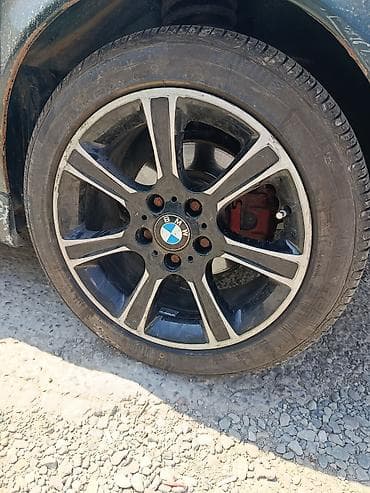 bmw üçün disklər satıram: BMW üçün yüngül lehimli disklər və şinlər komplekti Salam disklər — 2