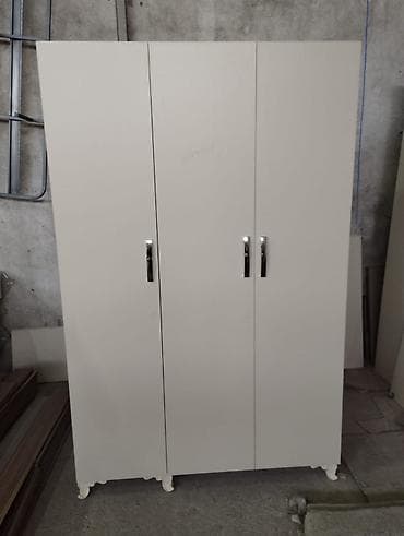 3 qapılı, Ağ, Açılan, Düz dolab