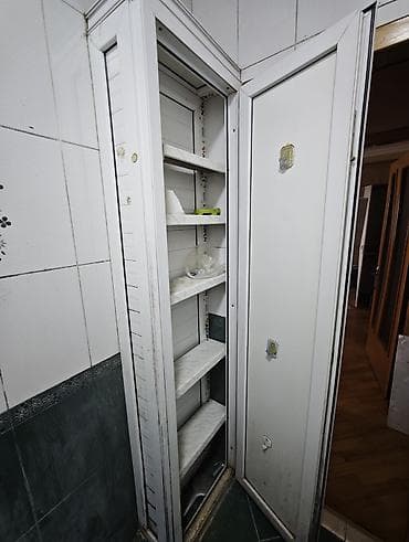 hamam dizaynlari: Dar vanna/tualetlər üçün yerə qənaət edən divar içi şkaf - Material — 1