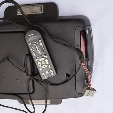 dizel mator satiram: BMW E38-E39-E53 Üçün oreginal potolok DVD monitor. bmw öz zavod — 2