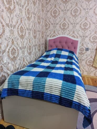 tek carpayı: İşlənmiş, Təknəfərlik çarpayı, Bazalı, Matras ilə, Siyirməsiz — 3