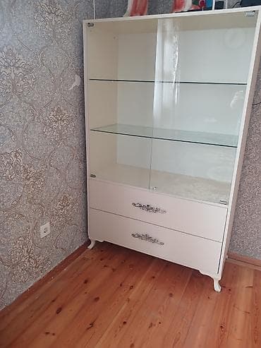 sirniyat vitrin: Şüşəli dolab vitrini — 3