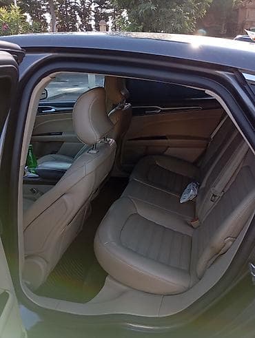 Nəqliyyat: Ford Fusion sedan – geniş və komfortlu salon - Rəng: tünd boz kuzov — 7