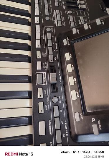 gitara simi: Sintezator, Korg — 6