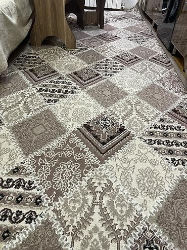 qedim xalca aliram: Xalça – mozaika naxışlı, bej-qəhvəyi tonlarda - Dizayn: Kvadrat — 2