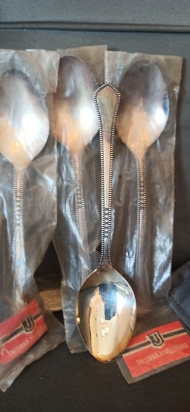 kohnə qol saatları: Məhsul: Sovet dövrü masa saatı – “Свердловск” (Ural zavodu) mexaniki — 30