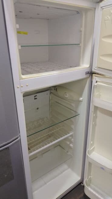 Кухонные вытяжки: 2 двери Beko Холодильник Продажа, цвет - Белый — 2