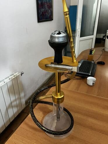 Qızılı-rəngli nərgilə dəsti - Materiallar: metal gövdə (qızılı rəng)