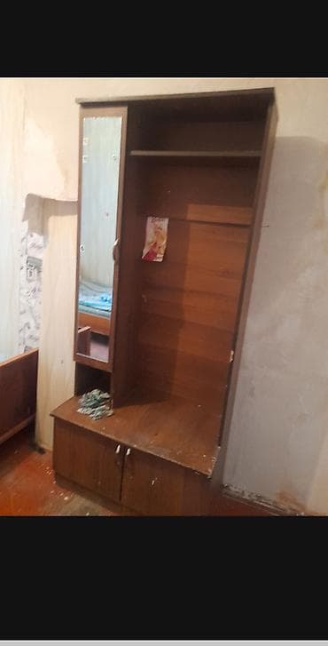 1 otaqli kiraye: İcarəyə verilən 2 nəfərlik otaq - Plan: iki tək nəfərlik çarpayı — 3