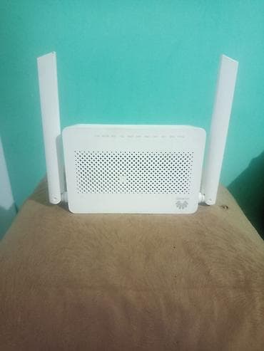 komputer windows 10: Huawei Wi‑Fi router modem optik — 1
