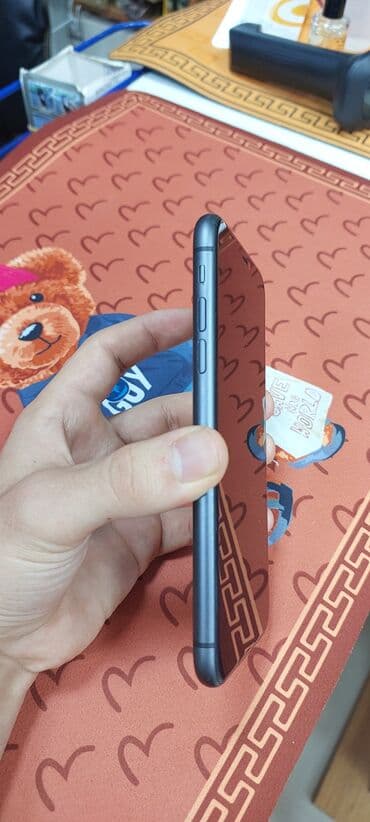 iphone 13 plus qiymeti: IPhone 11, 64 GB, Yaşıl, Face ID — 4