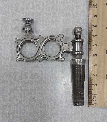 somavar: Samovar lūləyi kranı qədimi, yaxşı vəziyyətdədir. Ölçüləri xətkeşlə — 4