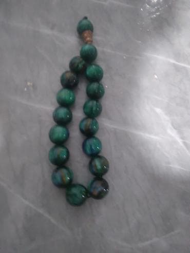 Yaşıl şüşə muncuqdan hazırlanmış təsbeh/aksesuar - Material: parlaq