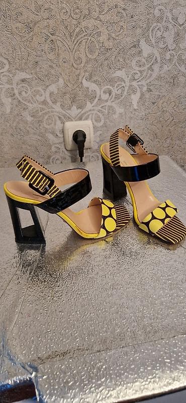 ayaqq: Ölçü: 39, Yeni — 3