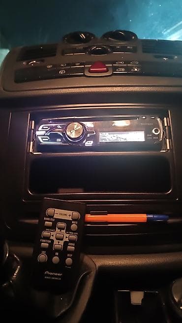 Maqnitol, Pioneer, AUX