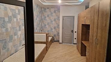 ev kiraye: MAKLER NARAHAT ETMƏSİN ! 28 may metro çıxışında 3 otaqlı. 2 balkon 2 — 7