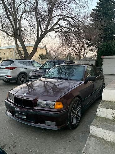 Avtomobil satışı: BMW 3 Seriyası E36 320i sedan - Ban növü: sedan, 4 qapı - Rəng: tünd — 1