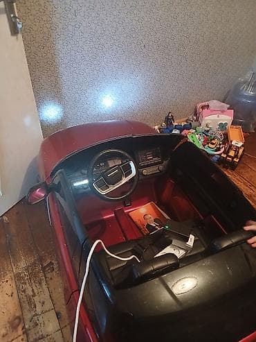 runna: Uşaqlar üçün elektrikli minik maşını – Range Rover üslubunda model — 1