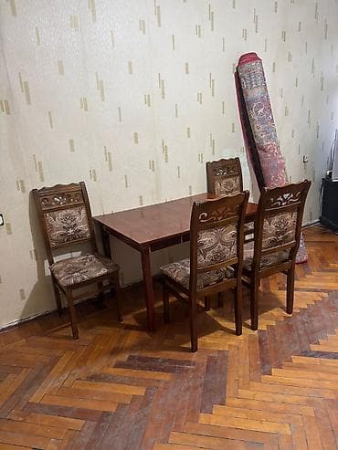 taxta stular: Masa və stullar 4 ədəd yaxşı vəziyyətdə ünvan əhmədi — 1