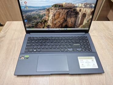 купи ноутбук: ASUS Vivobook, 15.6 ", AMD Ryzen 5, 512 ГБ — 4