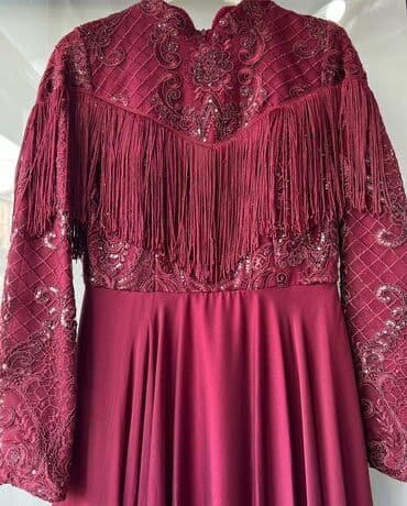 сони на прокат: Ziyafət donu, yenidir Dik yaxadır S ölçüdür (36) etiket üzərindədir — 1