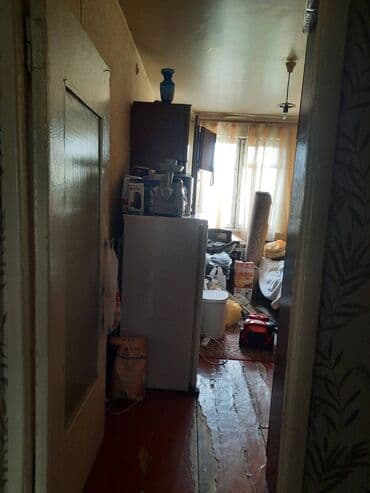 ev alıram: Bakı, 4 otaqlı, Köhnə tikili, m. Xalqlar Dostluğu, 98 kv. m — 6