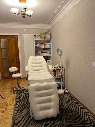 Yeni, Kosmetoloji kuşetka, Qatlanan, rəng - Qara