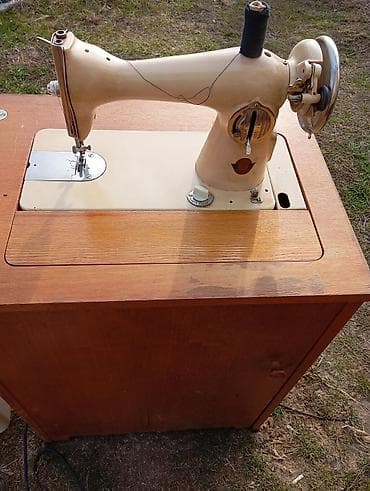 Tikiş maşını – stol və şkaflı model - Korpus: metal gövdə, mexaniki