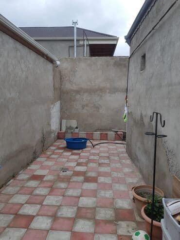 tecılı satilir: Binəqədi qəs. 5 otaqlı, 150 kv. m, Kredit yoxdur, Yeni təmirli — 15