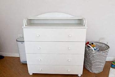 Oğlan və qız üçün, Beşik, Komod — 2