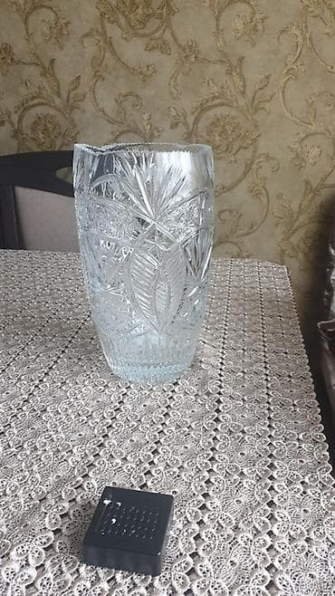 dekor yarpaq: Bir vaza, Bogem şüşəsi — 1