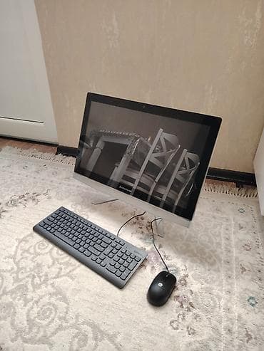 ucuz telfonar: Monoblok təzə kimidi. İdeal vəziyyətdədi. Həm oyunlara həmdə dizayn — 1