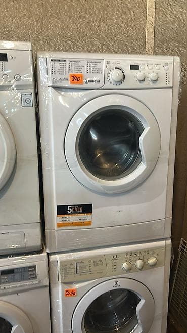 Indesit ön yükləmə paltaryuyan maşın - Ön paneldə mexaniki proqram