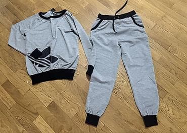 30 de facto sweatshirt: Razmer M, 1-2 defe geyilib bayira. Yeniden secilmir 12azn — 1