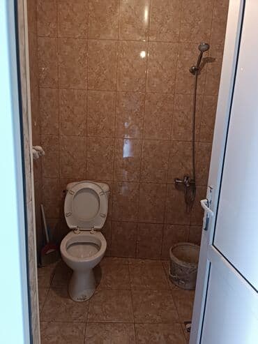 mingəçevir kirayə ev: Tecılı kirayə verilir.esyalidir,internetisuyu,işığı,qazı var.bine — 5