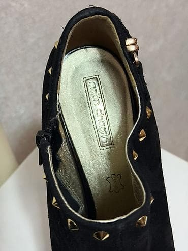 lova batinka: Qadın botları – yüksək dabanlı, platformalı - Rəng: qara Ölçü -39 — 7