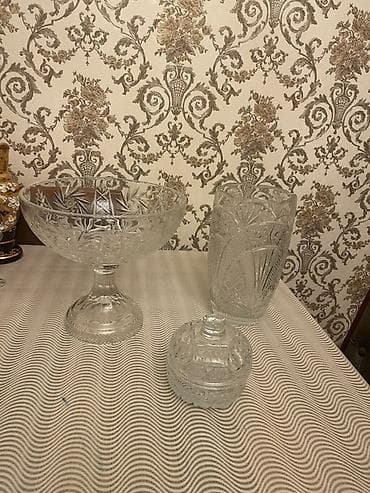 Столовые приборы: Xurstal. meyve qabi 70 azm guldan 40 azm bakal 50 azm rumka 40 — 5