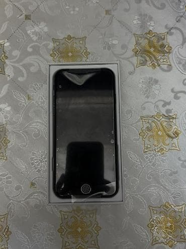 iphone kreditle: IPhone SE 2022, 256 GB, Midnight, Barmaq izi, Simsiz şarj — 2