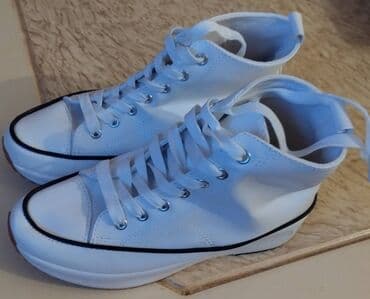 Ölçü: 40, rəng - Ağ, Yeni