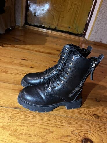 Basanoşka və səndəllər: Ölçü: 39, rəng - Qara, Yeni — 1