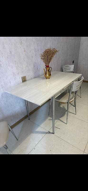 Mətbəx üçün, Açılan, Dördbucaq masa, 4 stul lalafo.az -da Mətbəx üçün, Açılan, Dördbucaq masa, 4 stul