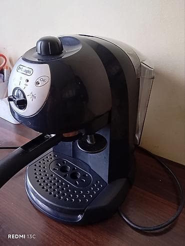 par utusu: Qəhvə maşını Delonghi, Yarımavtomat, Kapuçinator ilə — 1